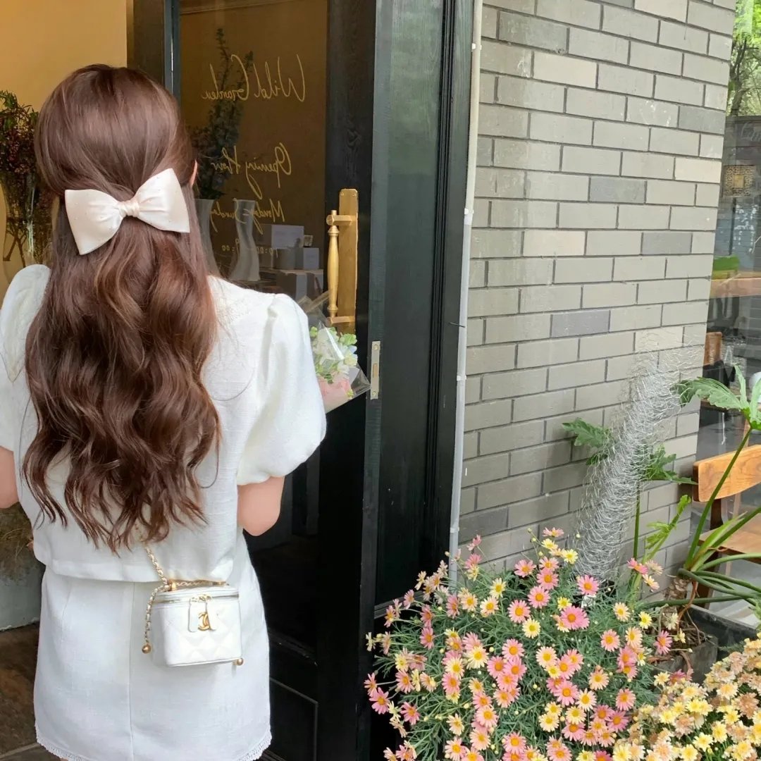 尘埃的女儿